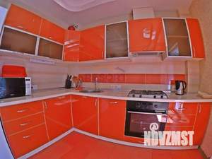 Дом 250м², 3-этажный, на длительный срок, 
