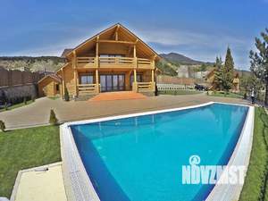 Дом 300м&sup2;, 2-этажный, посуточно, 