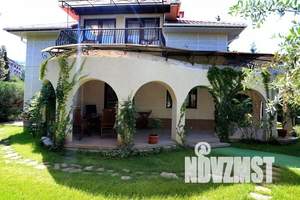 Дом 220м², 2-этажный, посуточно, 