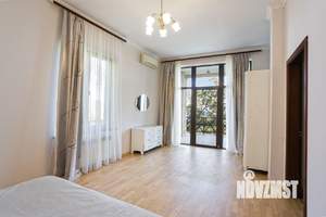 Дом 330м², 3-этажный, посуточно, 