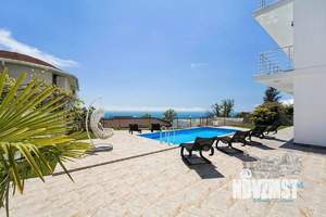 Дом 200м&sup2;, 2-этажный, посуточно, 