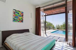 Дом 250м&sup2;, 2-этажный, посуточно, 