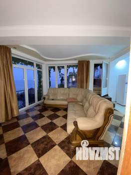 Дом 400м&sup2;, 3-этажный, посуточно, 