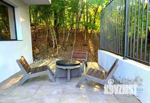 Дом 450м&sup2;, 3-этажный, посуточно, 