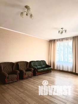 Дом 85м&sup2;, 3-этажный, посуточно, 