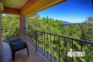 Дом 100м², 2-этажный, на длительный срок, 