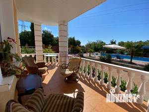 Дом 450м&sup2;, 2-этажный, посуточно, 