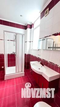 Дом 200м&sup2;, 4-этажный, посуточно, 