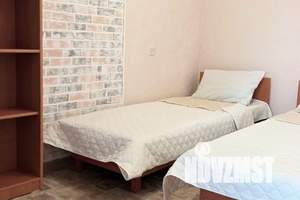 Дом 40м&sup2;, 2-этажный, посуточно, 