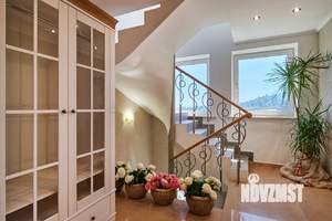 Дом 180м&sup2;, 3-этажный, посуточно, 