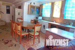 Дом 200м², 3-этажный, посуточно, 