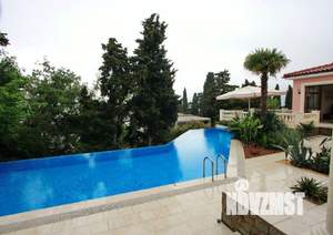 Дом 680м², 2-этажный, посуточно, 