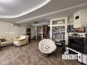 Дом 250м&sup2;, 3-этажный, посуточно, 