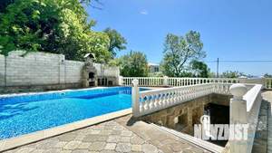 Дом 300м², 3-этажный, посуточно, 