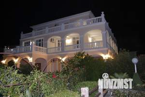 Дом 750м², 3-этажный, посуточно, 