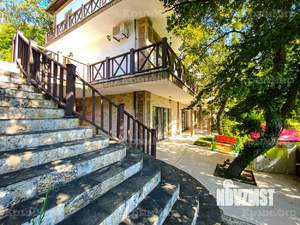 Дом 350м², 3-этажный, посуточно, 