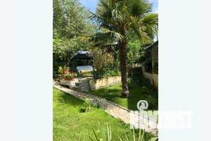 Дом 80м&sup2;, 2-этажный, посуточно, 