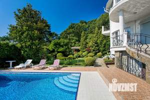 Дом 400м&sup2;, 3-этажный, посуточно, 