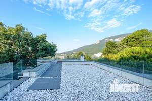 Дом 700м&sup2;, 2-этажный, посуточно, 