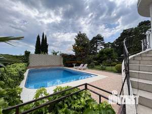 Дом 300м&sup2;, 2-этажный, посуточно, 