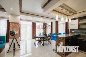 Дом 350м², 2-этажный, посуточно, 