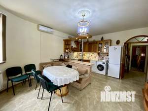 Дом 200м², 3-этажный, посуточно, 