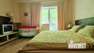 Дом 200м&sup2;, 3-этажный, посуточно, 