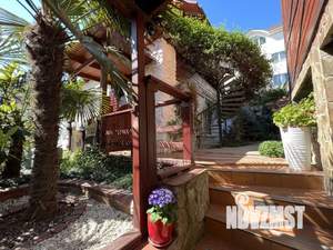 Дом 40м&sup2;, 2-этажный, посуточно, 