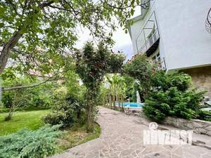 Дом 150м&sup2;, 2-этажный, посуточно, 