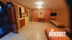 Дом 180м&sup2;, 3-этажный, посуточно, 