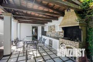 Дом 350м&sup2;, 1-этажный, посуточно, 