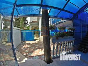 Дом 270м&sup2;, 3-этажный, посуточно, 