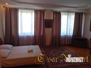 Дом 1000м², 3-этажный, посуточно, 