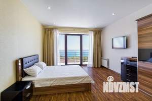 Дом 200м&sup2;, 3-этажный, посуточно, 