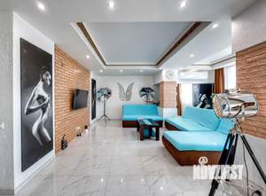 Дом 350м&sup2;, 3-этажный, посуточно, 