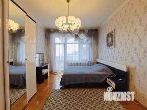 Дом 350м&sup2;, 3-этажный, посуточно, 