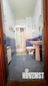 Дом 200м&sup2;, 3-этажный, посуточно, 