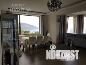 Дом 320м&sup2;, 3-этажный, посуточно, 