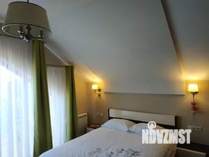 Дом 54м&sup2;, 3-этажный, посуточно, 