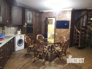 Дом 110м&sup2;, 2-этажный, на длительный срок, 