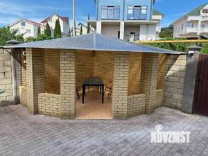 Дом 300м&sup2;, 3-этажный, посуточно, 