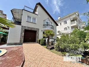 Дом 250м&sup2;, 3-этажный, посуточно, 