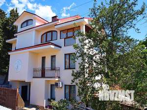 Дом 200м&sup2;, 4-этажный, посуточно, 