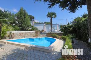 Дом 300м&sup2;, 2-этажный, посуточно, 