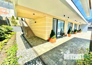 Дом 550м&sup2;, 3-этажный, посуточно, 