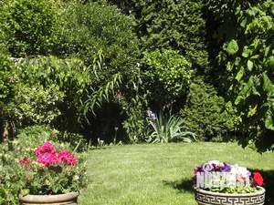 Дом 250м&sup2;, 3-этажный, посуточно, 