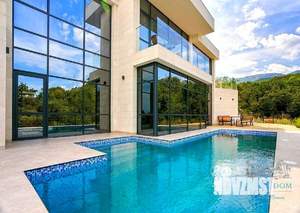 Дом 130м&sup2;, 2-этажный, посуточно, 