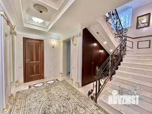 Дом 250м&sup2;, 2-этажный, посуточно, 