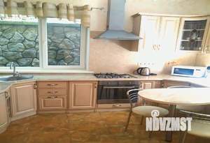 Дом 202м², 2-этажный, посуточно, 