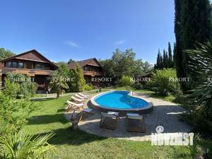 Дом 100м&sup2;, 2-этажный, посуточно, 